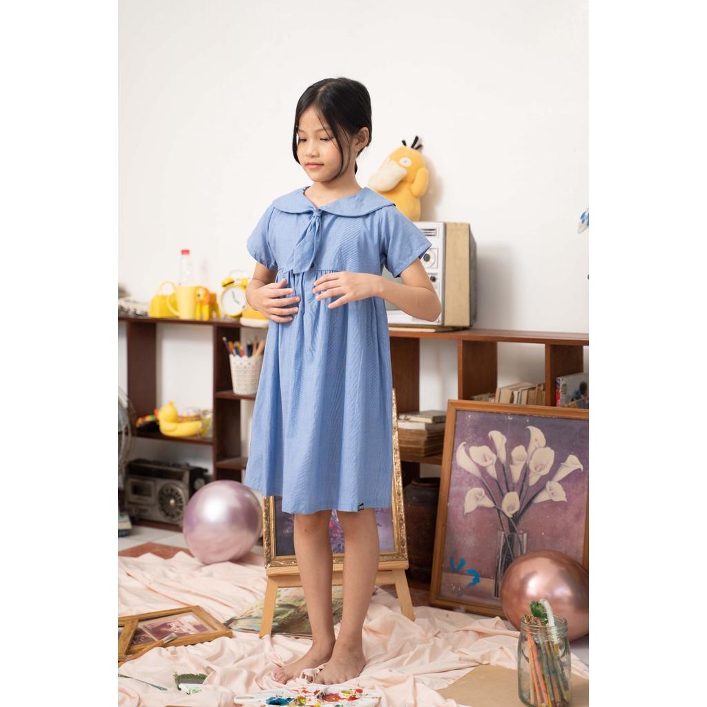 Váy đầm cổ sen nút dọc mầu xanh cho bé gái Sora Chan - M003