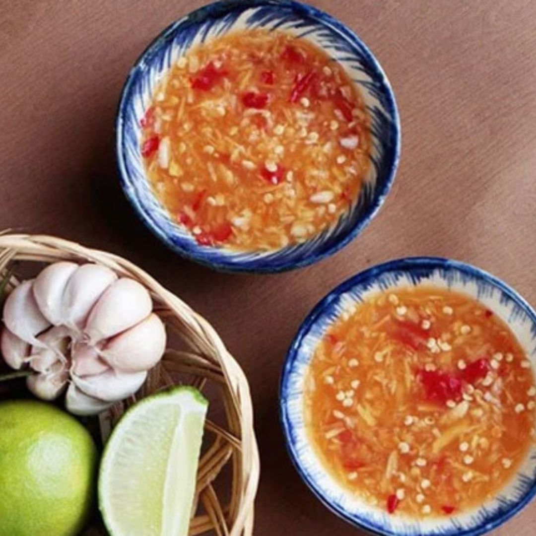Nước mắm nhỉ cá cơm cốt đặc biệt Hương Phú | Lốc 06 chai | Nước chấm | 40 độ đạm| 60ml | T06040