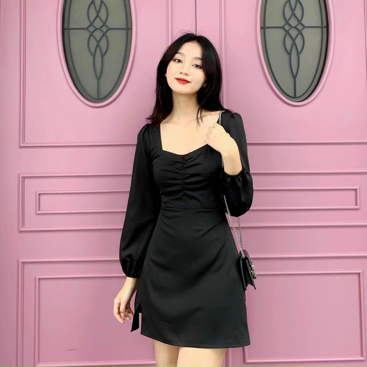 Đầm xòe tay dài nhún ngực xẽ tà cực sang GD8231A