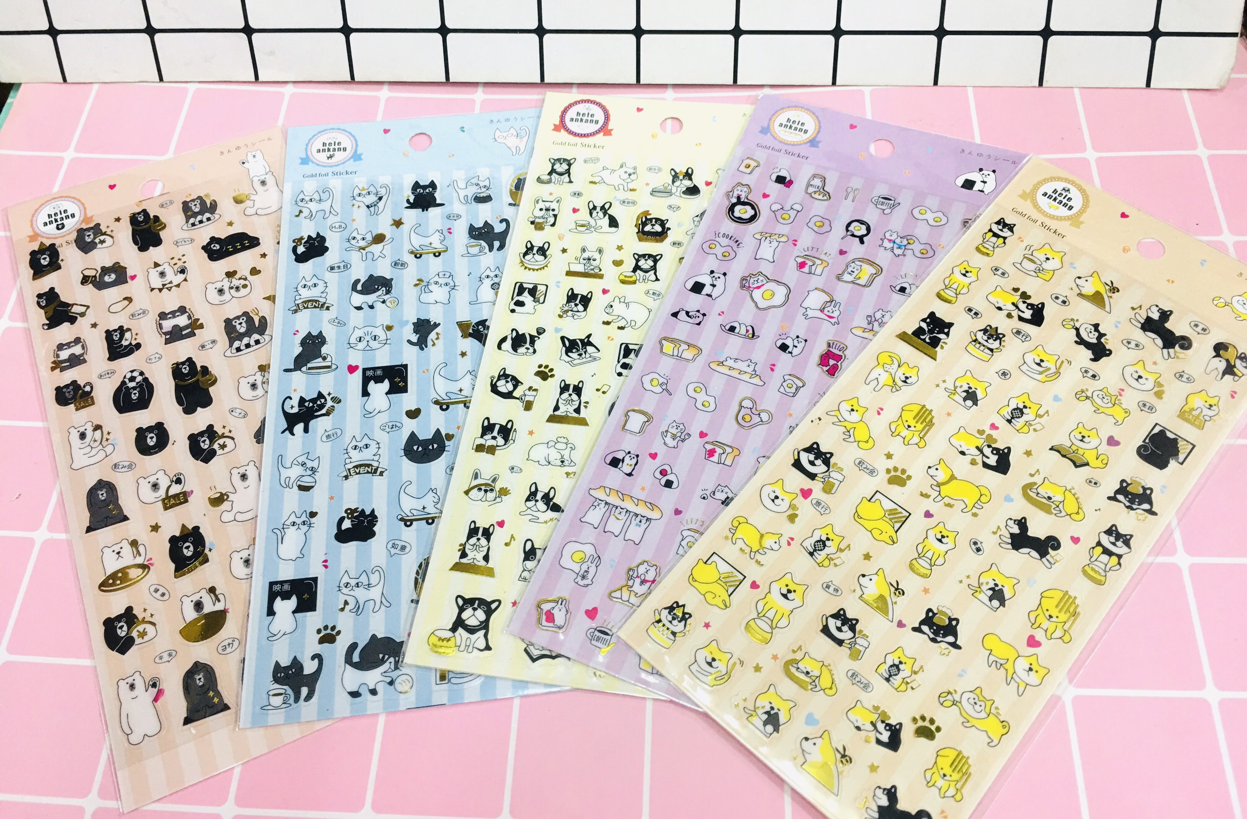 Set 3 bảng sticker nổi hình cute (giao mẫu ngẫu nhiên)