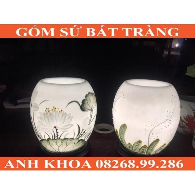 Đèn xông tinh dầu Bát Tràng bom size 18cm đế gỗ - Gốm sứ Bát Tràng Anh Khoa