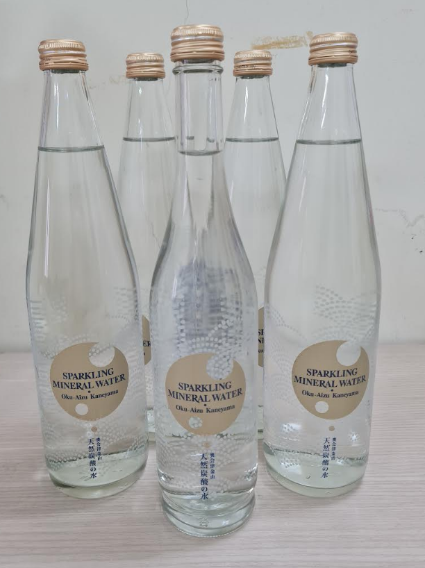 Nước Khoáng Có Gas Oku-Aizu Kaneyama