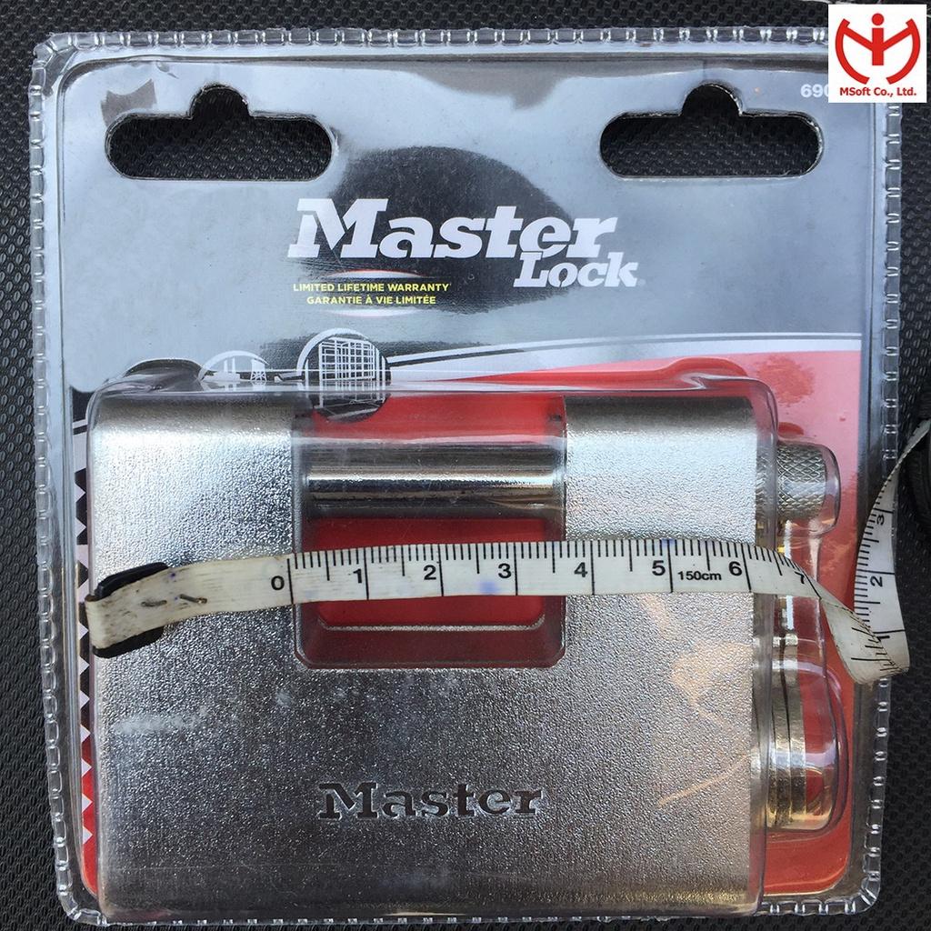 Khóa cầu ngang Master Lock 690 EURD thân kẽm bọc thép rộng 90mm - Hàng chính hãng