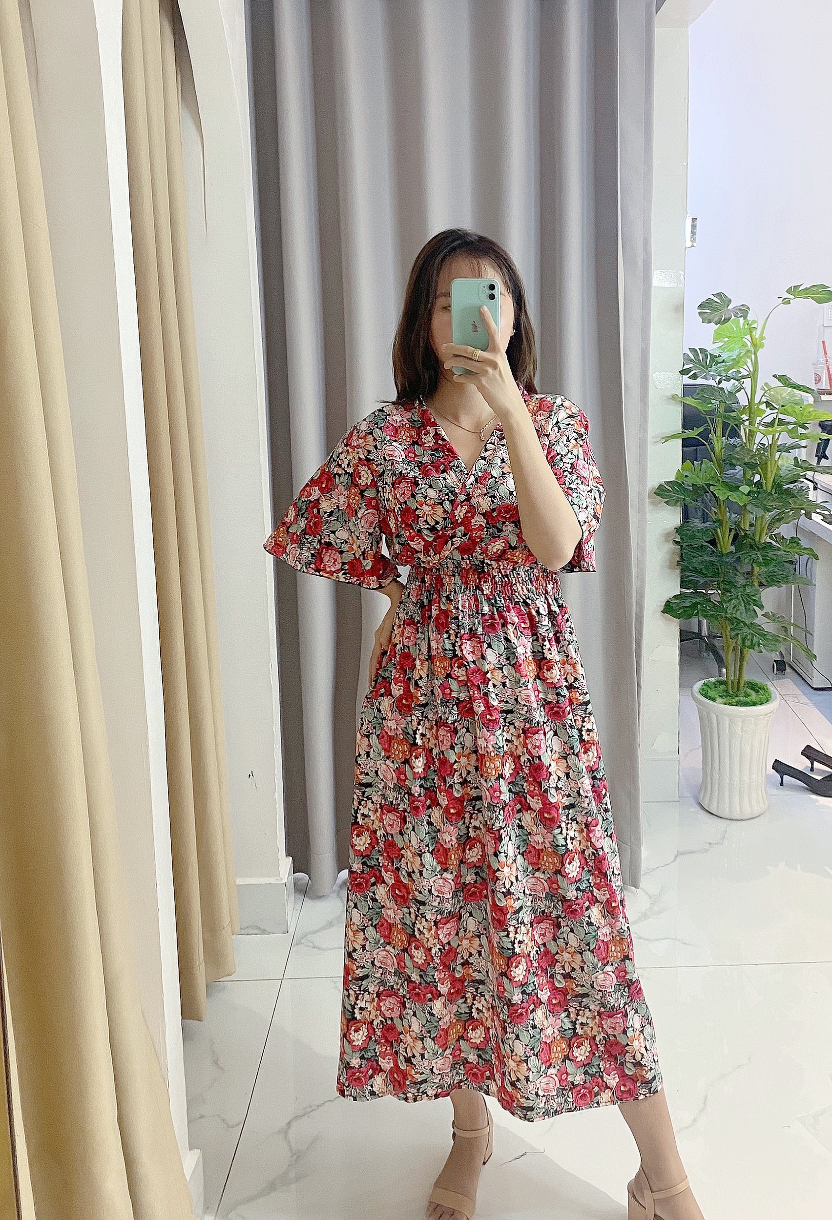 Váy đầm nữ thời trang dáng dài, váy cổ tim nhúng eo, tay leo chất lụa mát không nhăn V008