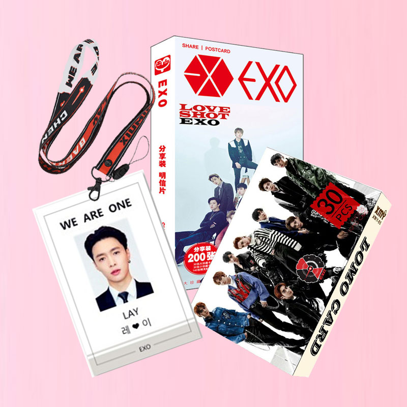 Bộ ảnh EXO kèm card Lay EXO và dây đeo thẻ EXO