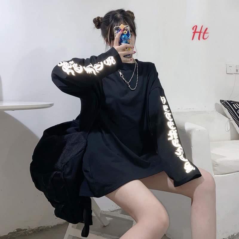 Áo thun chữ hoàng gia dọc tay H2