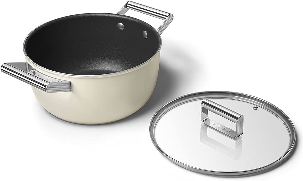 Nồi Smeg Casserole CKFC24411CRM 24cm màu kem - Made in Italy Hàng Chính hãng