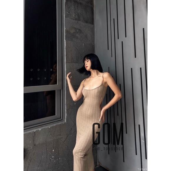 Đầm khoét eo