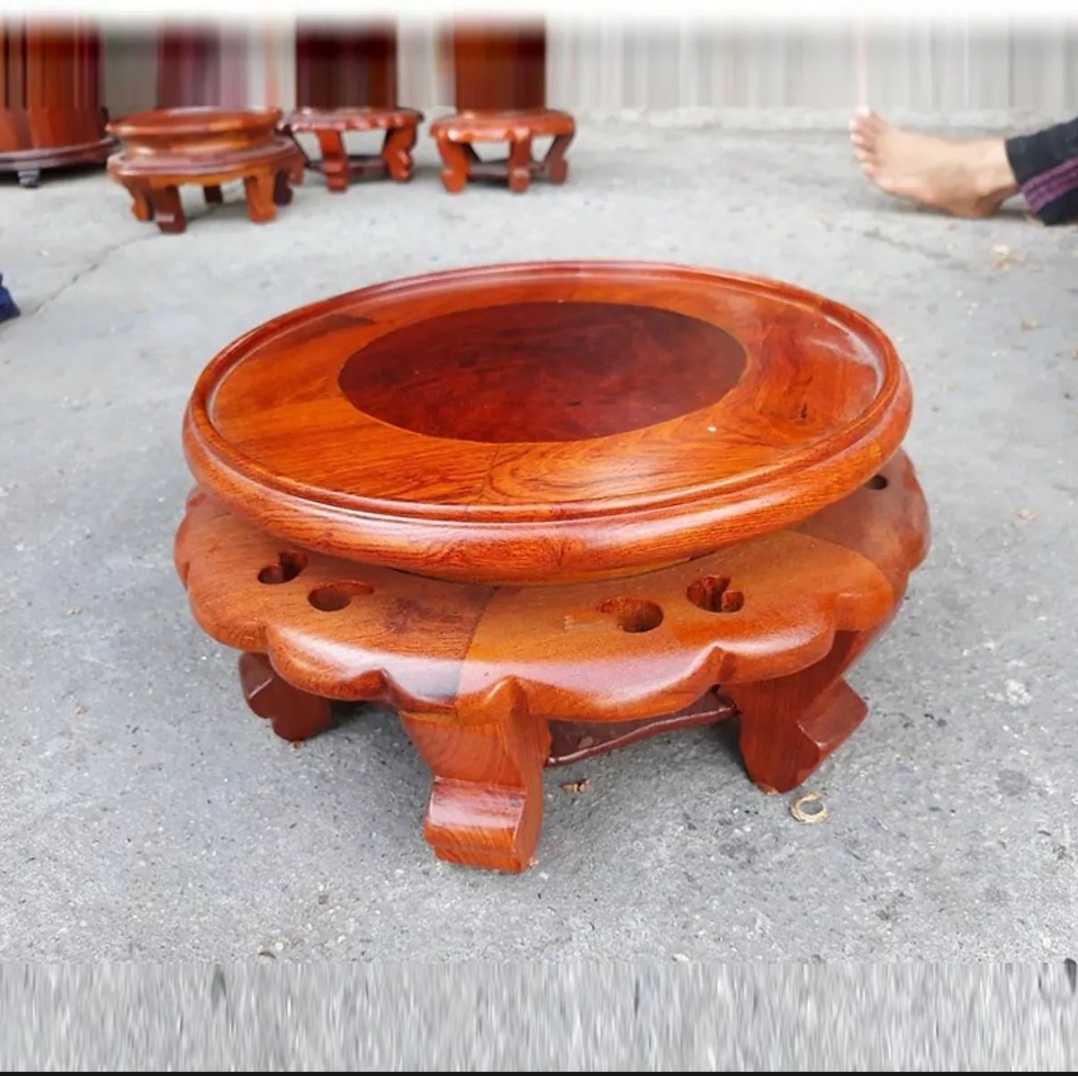 Đôn tròn-kỷ váy gỗ hương mặt 20 ca0 16 cm