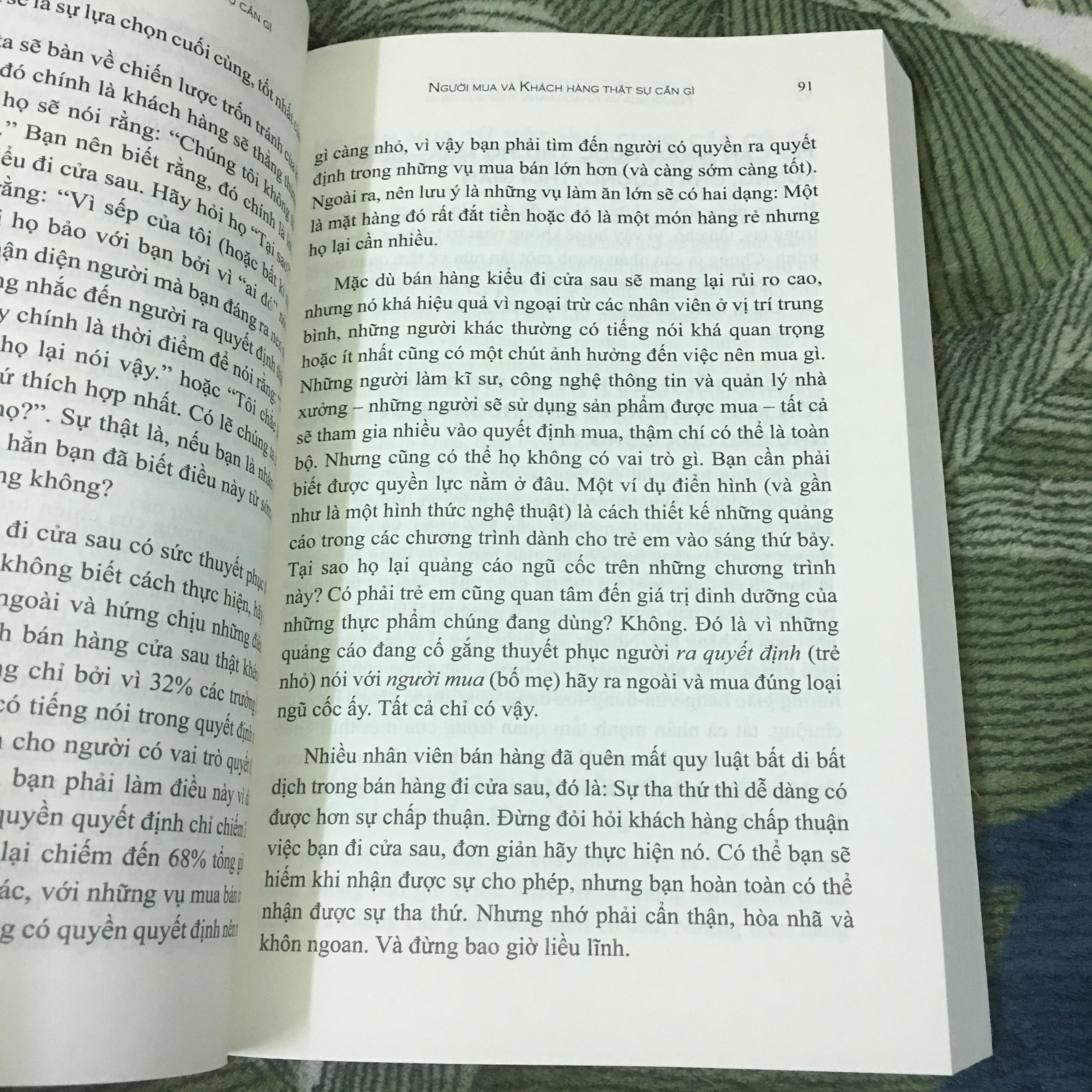 Làm thế nào để bán hàng với lợi nhuận cao hơn đối thủ (tặng kèm 1 bookmark ngẫu nhiên)