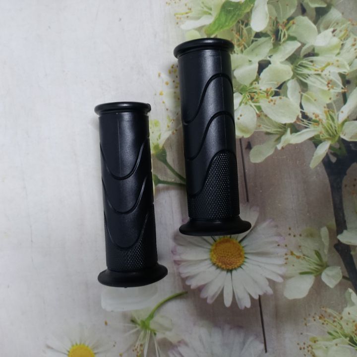 {GIÁ CỰC TỐT} Đôi tay cầm dành cho xe Wave anpha, Wave S110, Vision &amp; LEAD - Chất liệu cao su, cho bạn cảm giác lái xe an toàn - TKA-8492