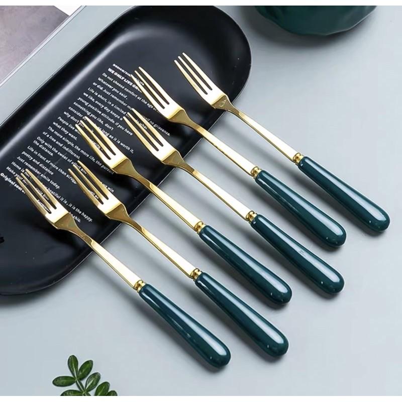 rĩa sứ ,thìa cà phê vàng cán xanh cổ vịt mẫu mới cao cấp - Xanh