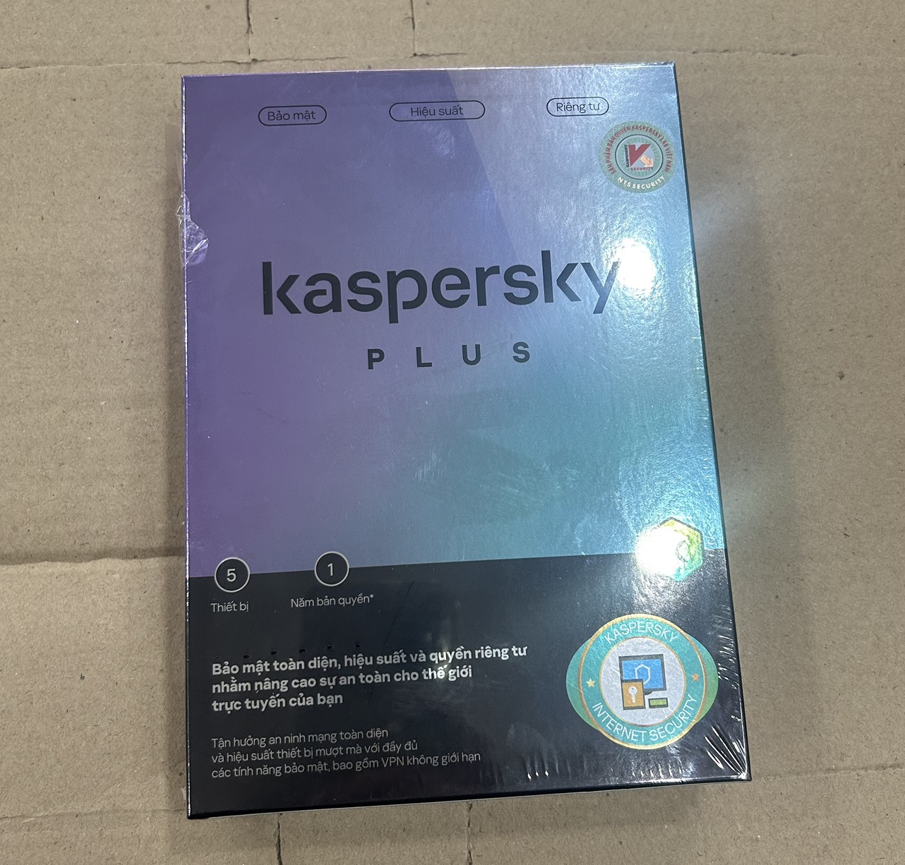 Đĩa diệt virus Kaspersky Plus Cho 5 Máy Tính  - Hàng chính hãng