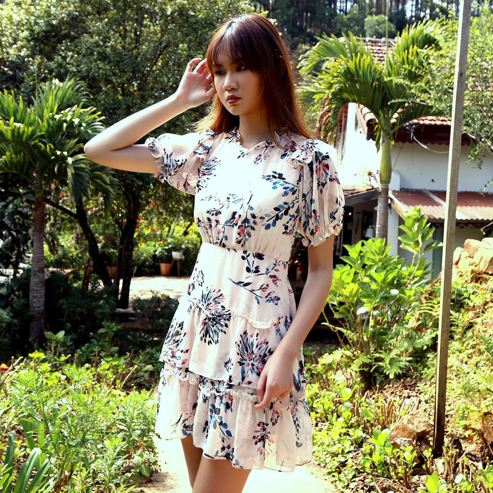 Váy hoa thiết kế cao cấp Wannabe, đầm voan DC002 hai tầng cổ tròn nhún bèo dễ thương