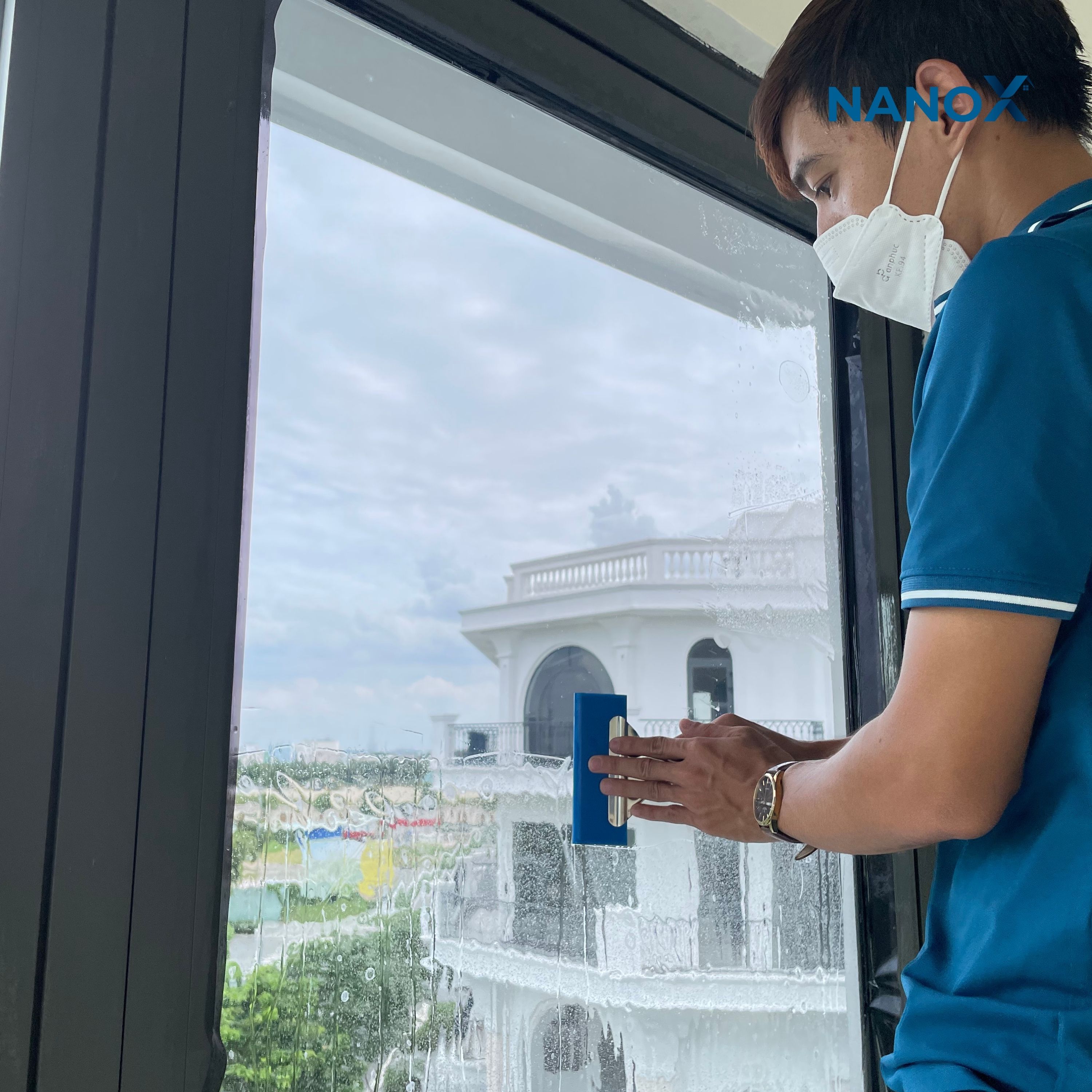 Phim cách nhiệt kính nhà NanoX B15 chống nắng nóng &amp; chống UV màu tối
