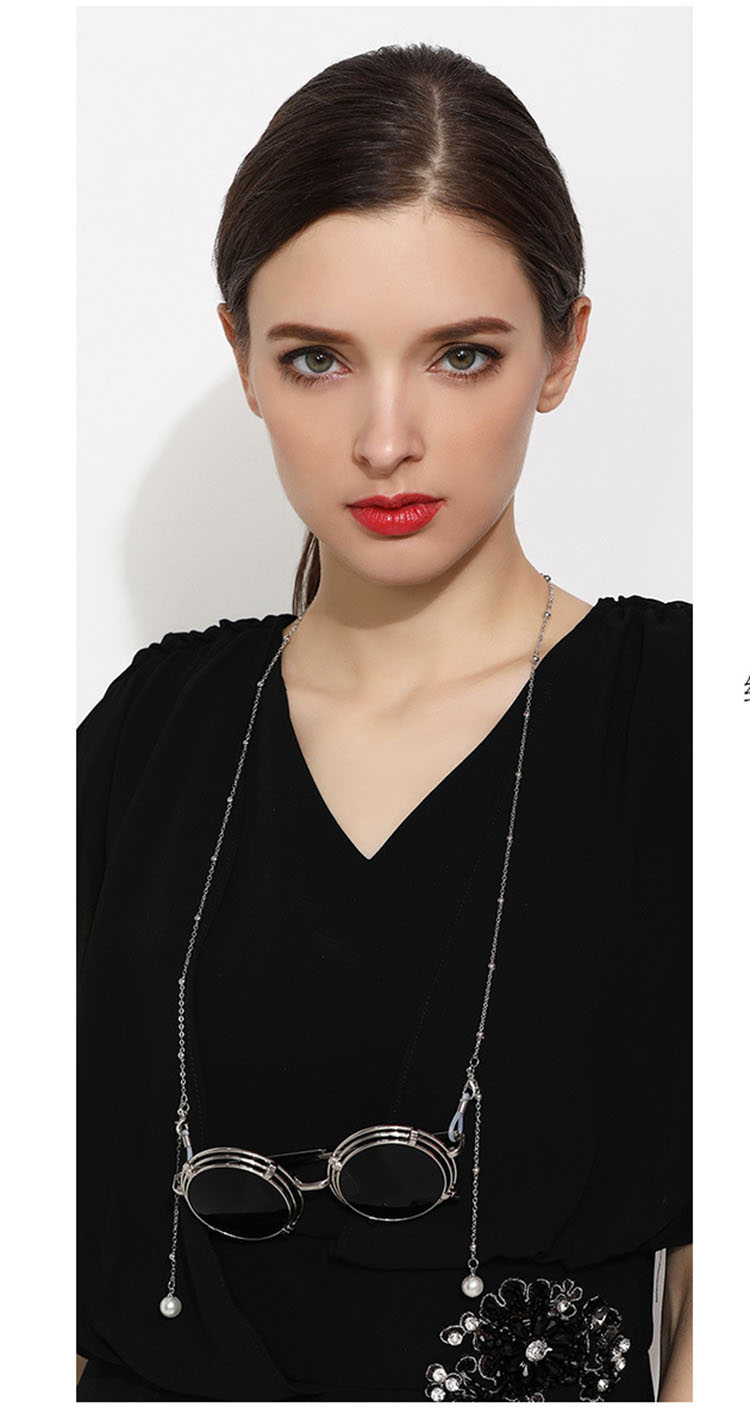Dây đeo mắt kính titan không gỉ hot trend giới trẻ