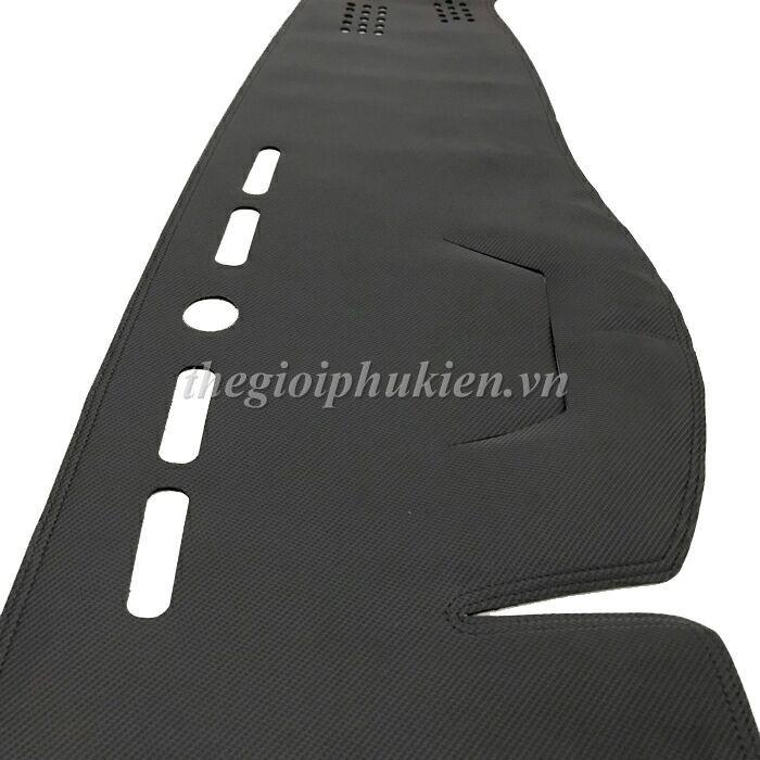 Thảm da Taplo Chevrolet Colorado vân Carbon cao cấp