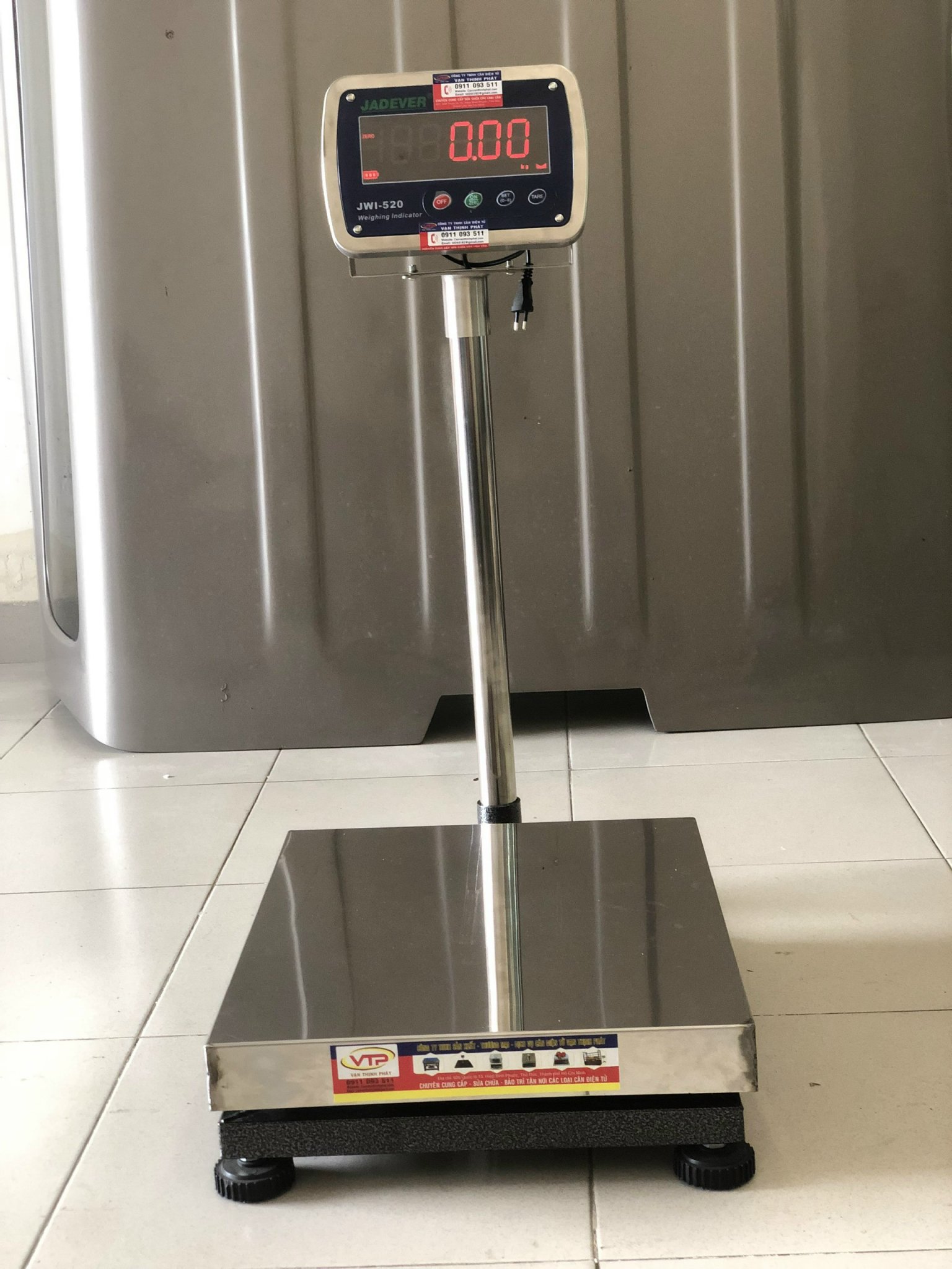Cân Bàn Điện Tử JWI-520 500 kg