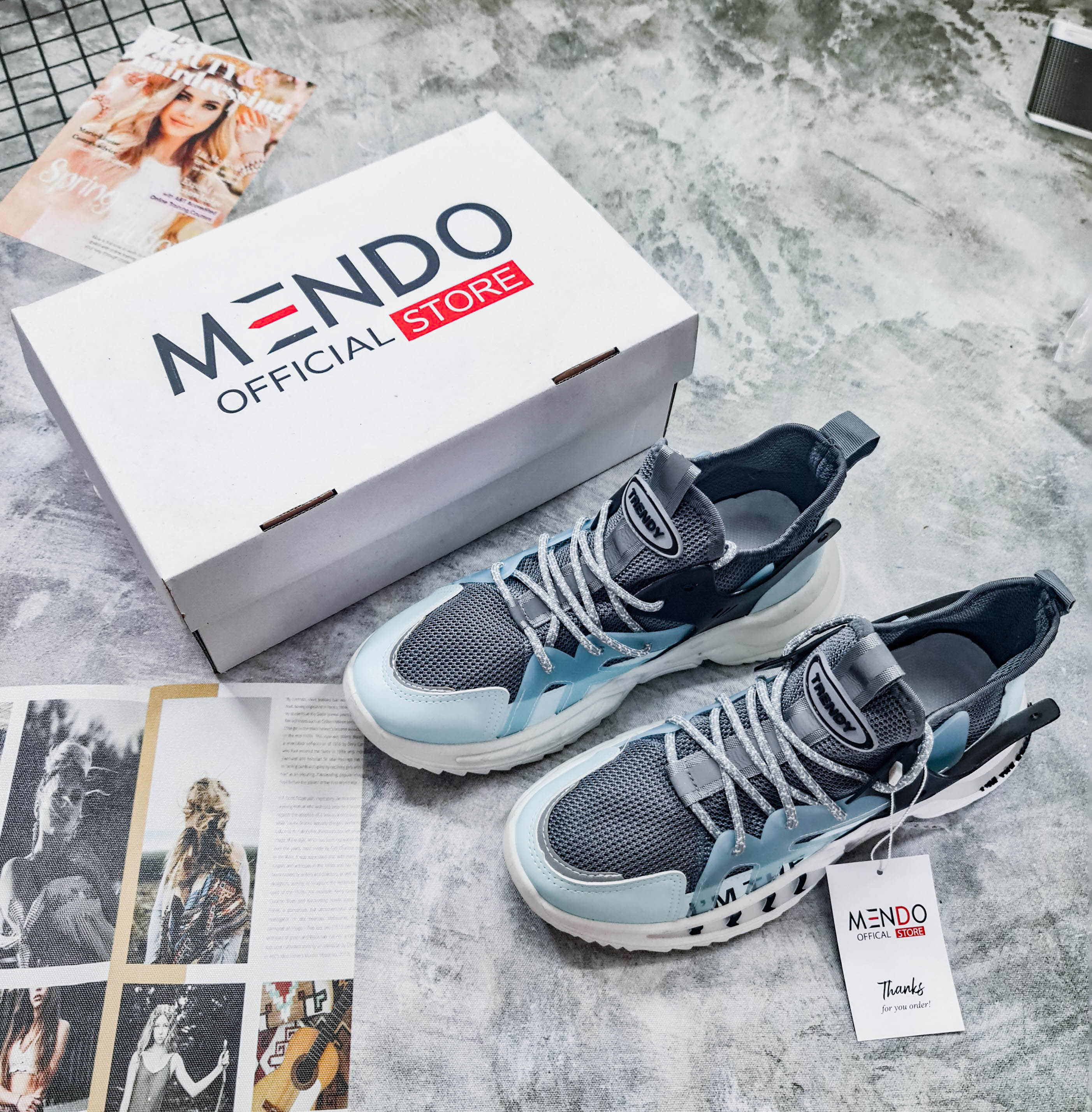 Giày Thể Thao Nam MENDO - Giày Sneaker Màu Xám - Đen - Trắng, Giày Thể Thao Chạy Bộ Xuyên Việt - G5105