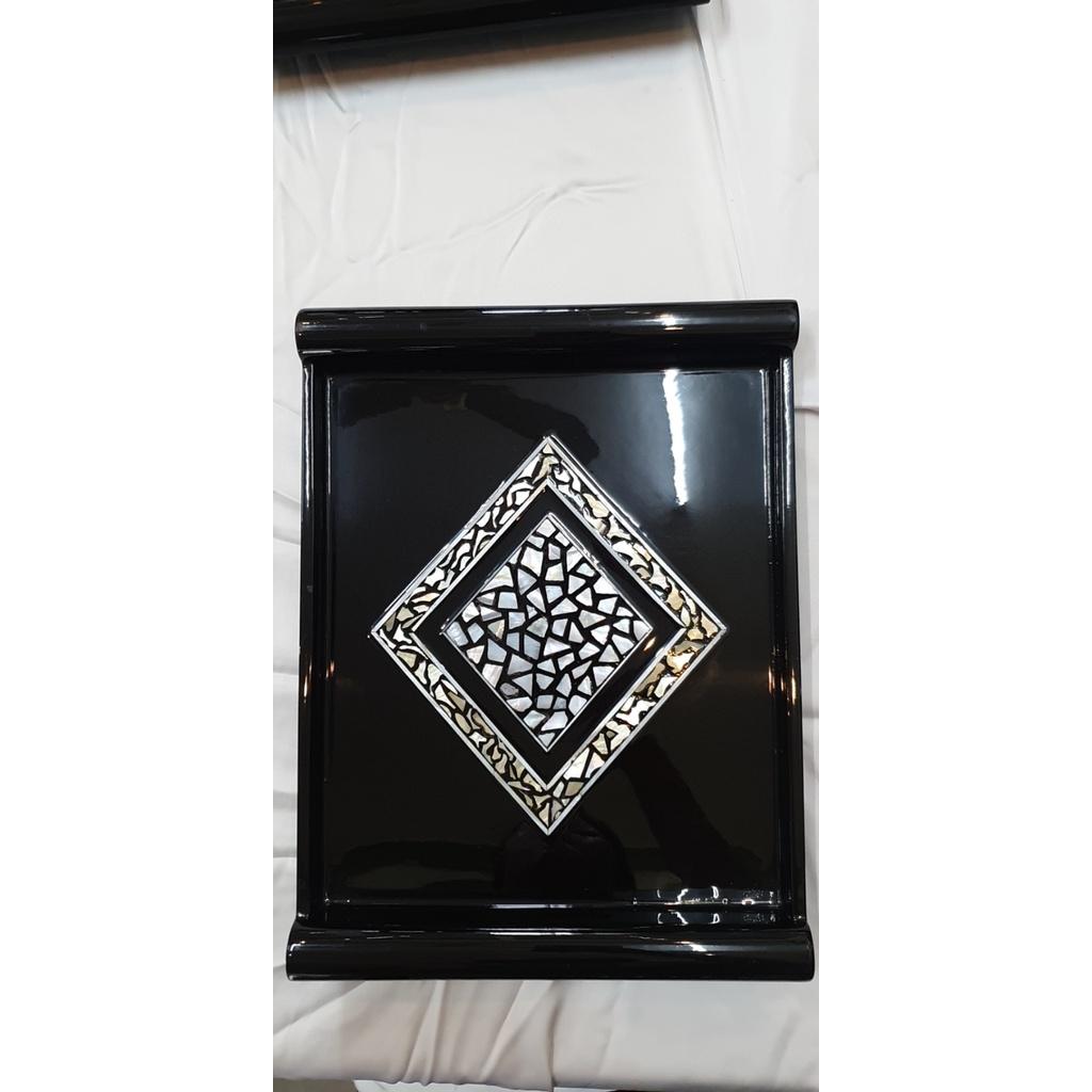 Khay gỗ sơn mài cao cấp Thanh Bình Lê khảm trai xà cừ, ép lụa size 34x16.5 cm sang trọng