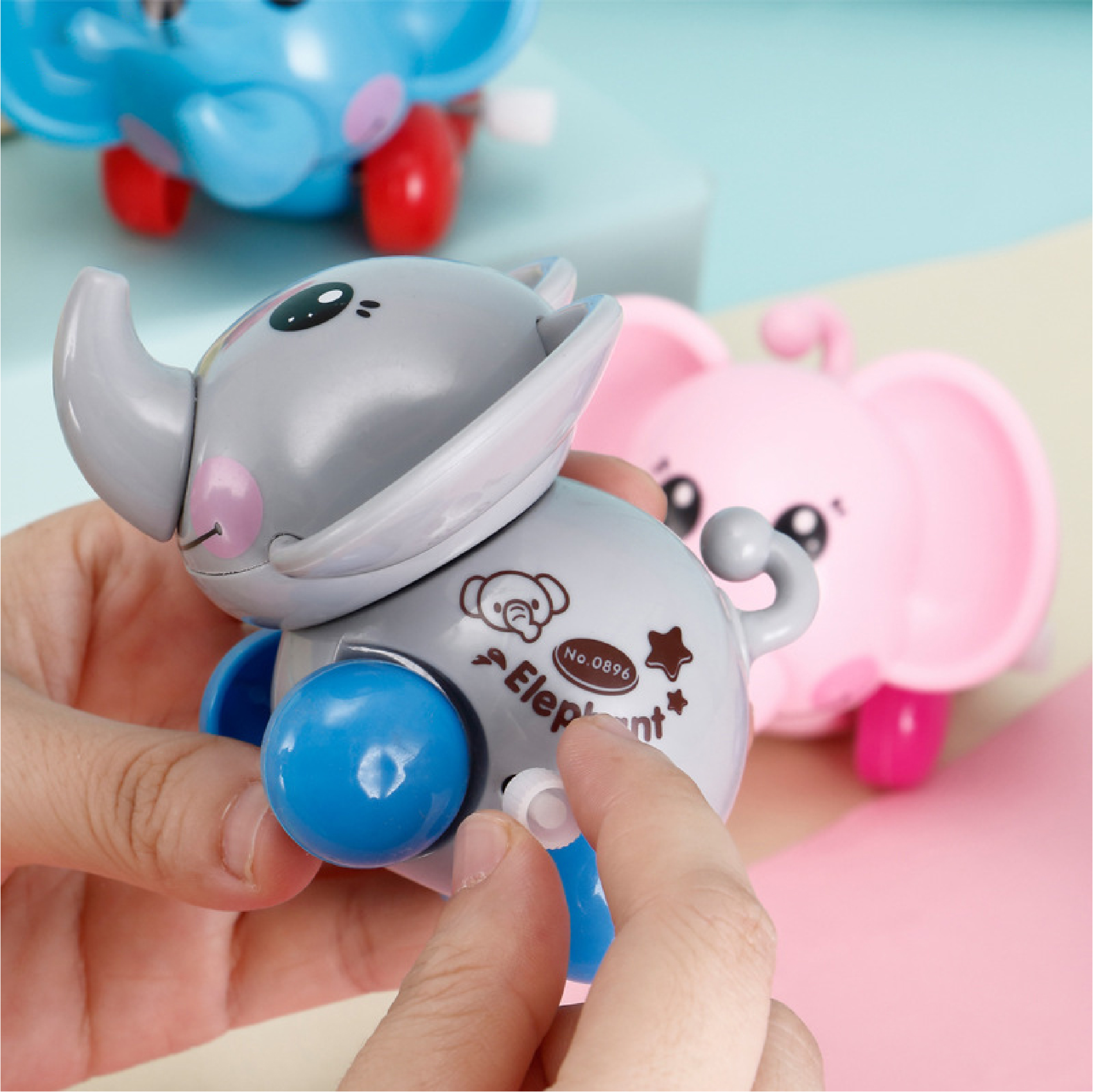 Xe đồ chơi mini nhiều mẫu chạy dây cót hình con vật dễ thương cho bé