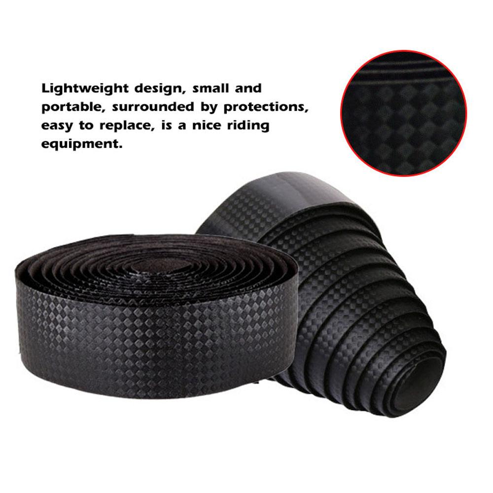 Cuộn băng quấn tay cầm bằng Chất liệu composite mật độ cao không trơn trượt và chống mài mòn, làm tăng hiệu quả sự an toàn khi đi xe,câu cá