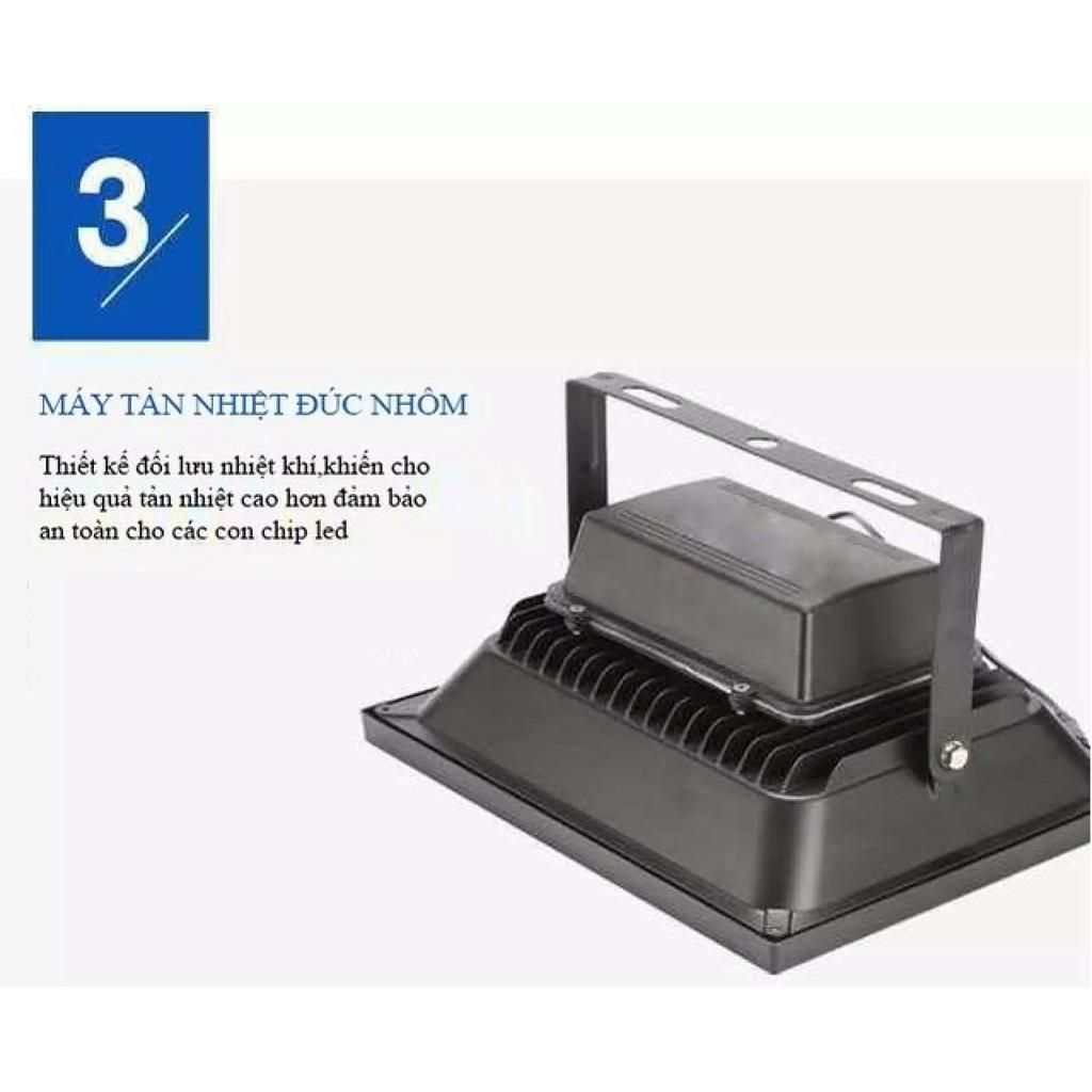 Đèn pha năng lượng mặt trời 60W 100w 200w 300w 400W -  có đèn led báo dung lượng pin