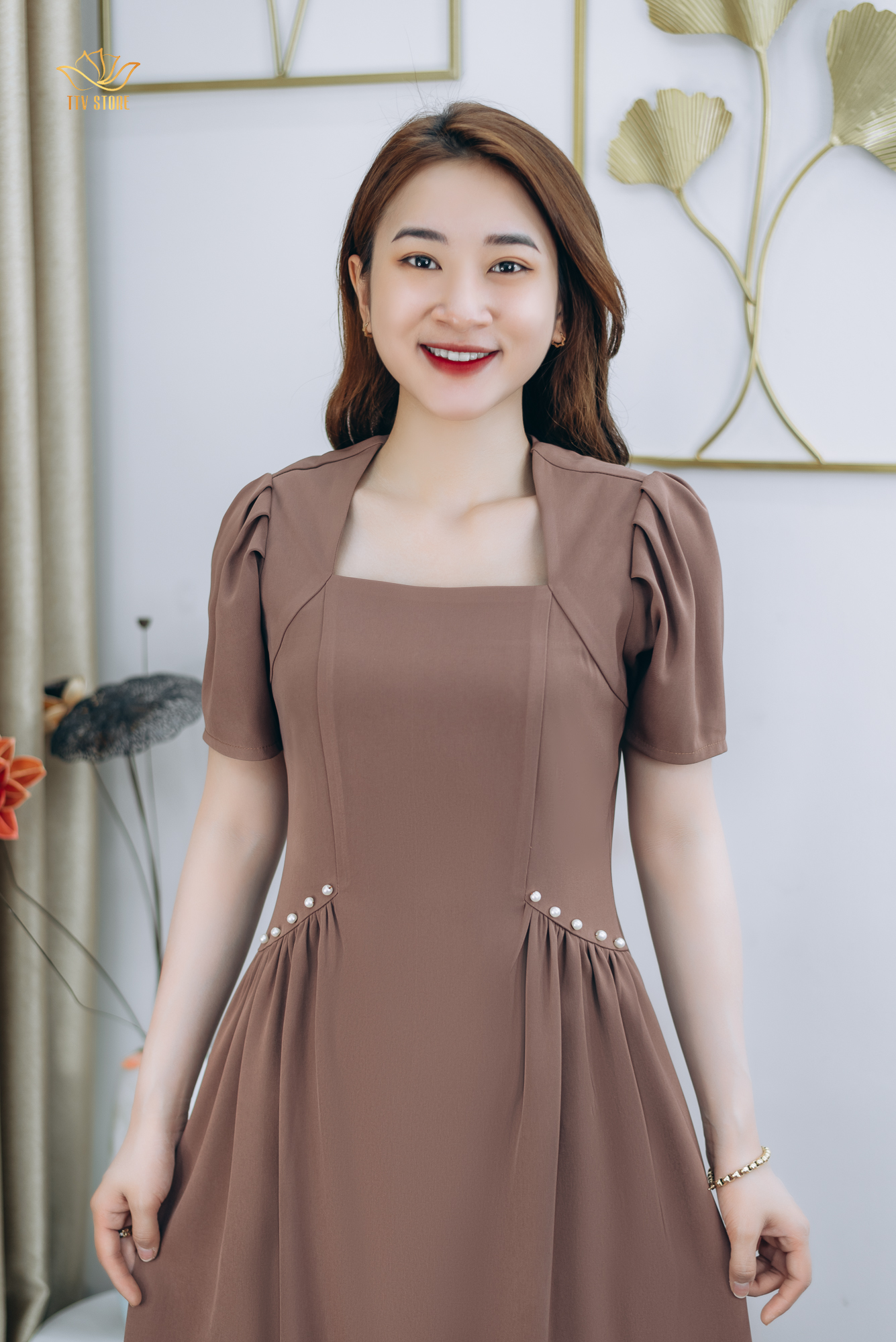 Đầm xòe thiết kế trung niên sang trọng Cổ vuông eo đính ngọc màu Đen TTV STORE TTV1277