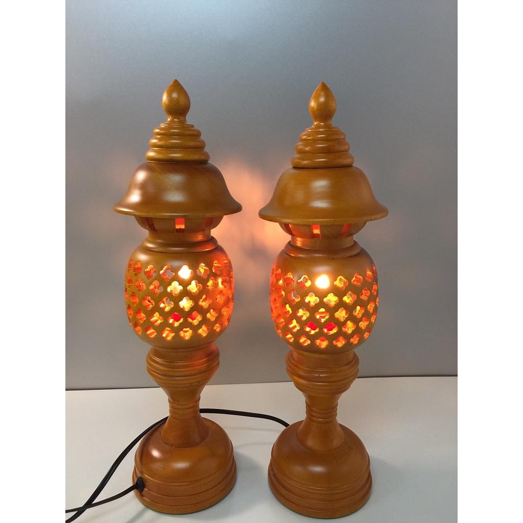 Đèn thờ bằng gỗ xà cừ hình quả dứa- KH12862