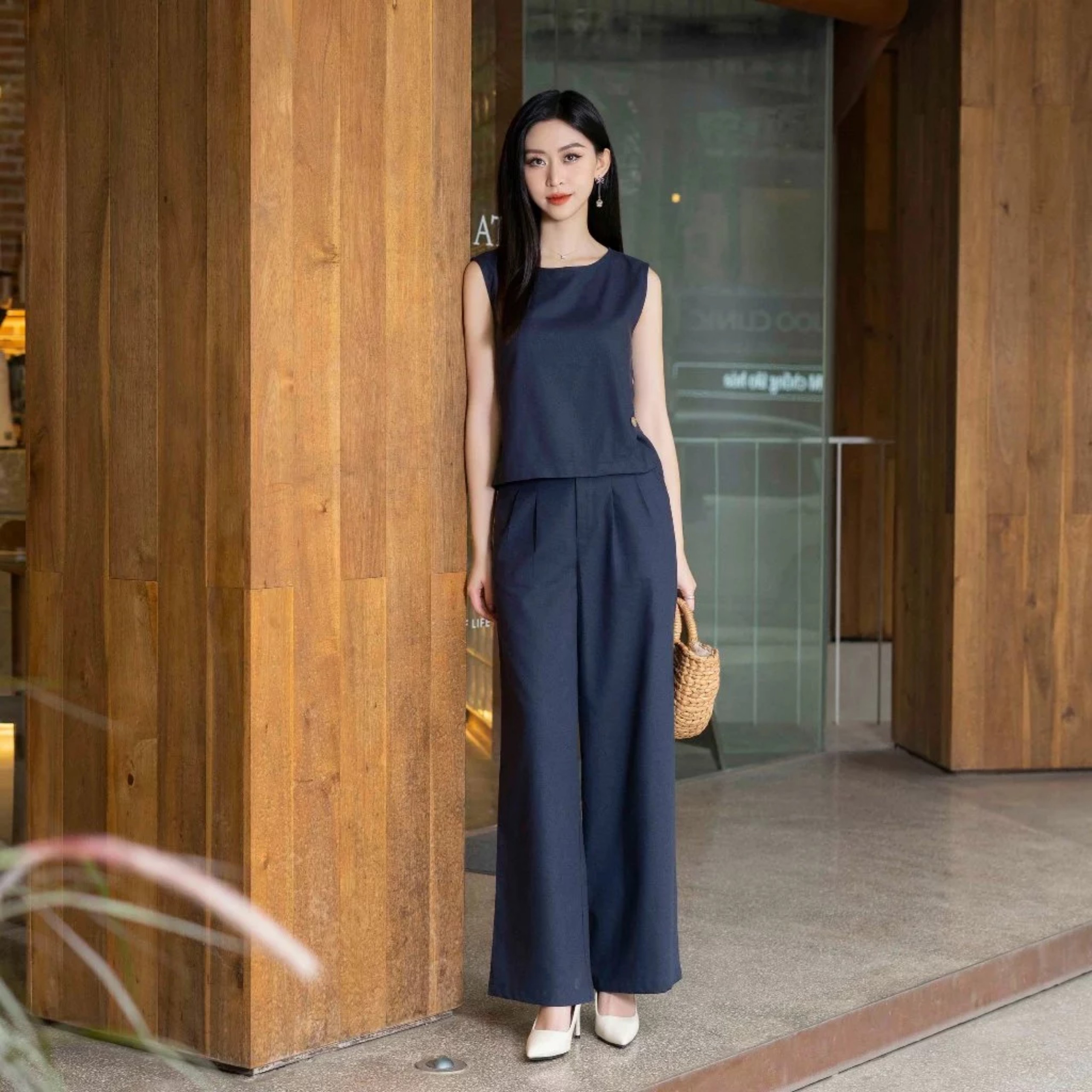 Set áo sát nách và quần ống rộng có họa tiết cúc chéo sườn basic, chất liệu linen thoáng mát BV07