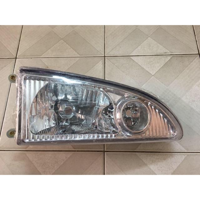 Đèn pha Daihatsu Citivan giá 1 cái
