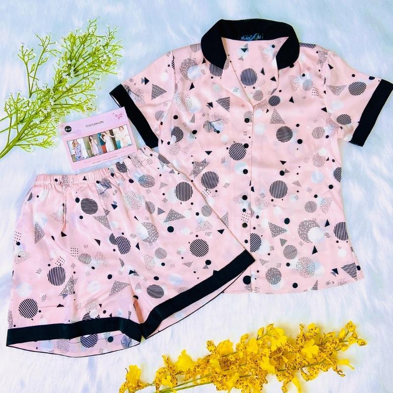 Đồ bộ pijama lụa, đồ mặc nhà nữ Vilady - B137  kiểu đồ bộ ngắn họa tiết hình học siêu dễ thương, chất liêu lụa Pháp ( lụa latin) cao cấp - Màu hồng