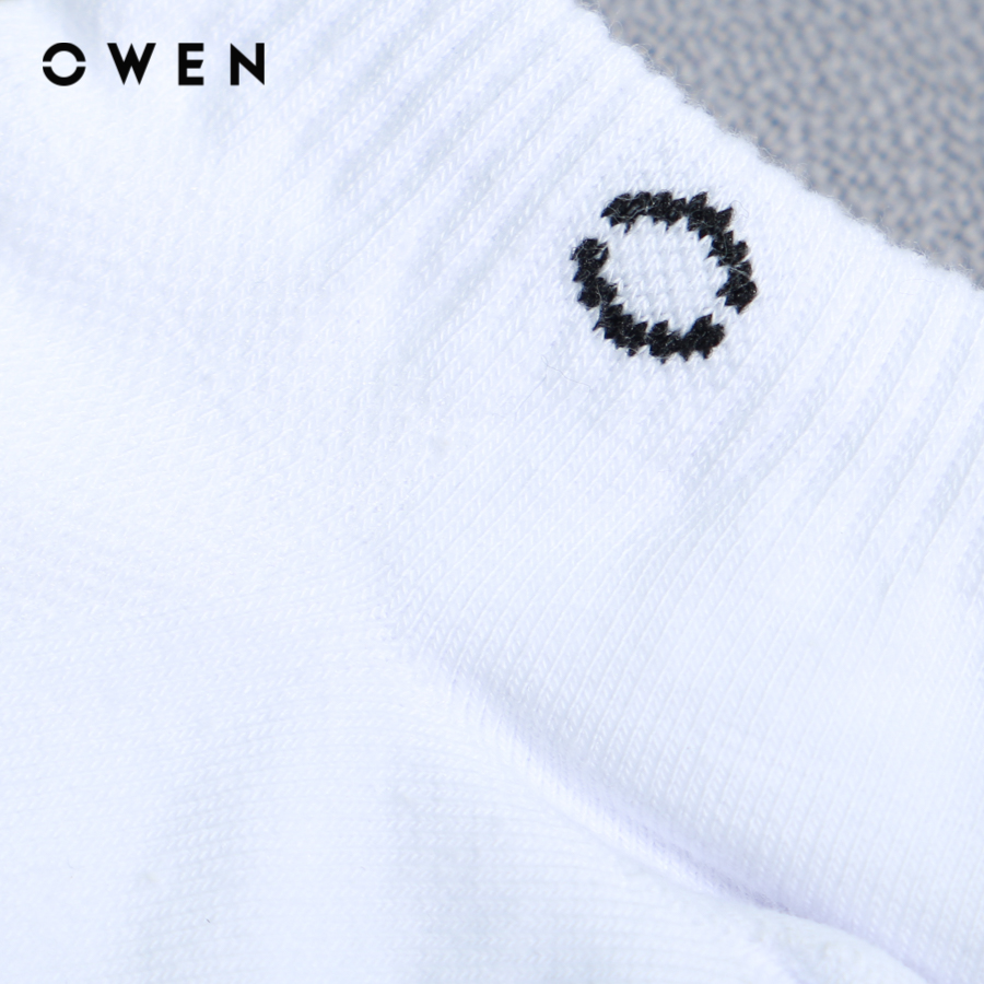 OWEN - Tất cổ ngắn nam màu Trắng Kẻ sọc 100% cotton TA221409