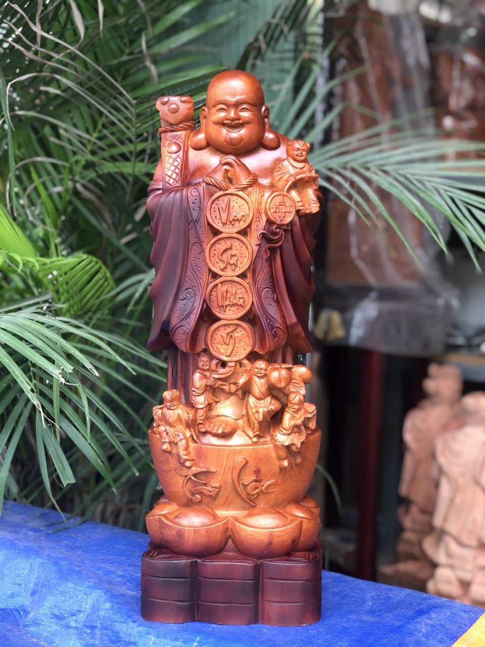 Tượng phật di lặc chúc phúc bằng gỗ hương đá làm mầu giả cổ kt cao 80×27×24cm