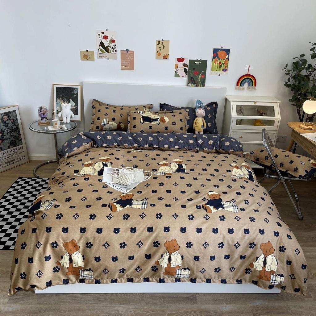 Bộ chăn ga gối Cotton poly M2T bedding gồm vỏ chăn mền, drap ga giường và 2 vỏ gối nằm - PL Hai cha con gấu