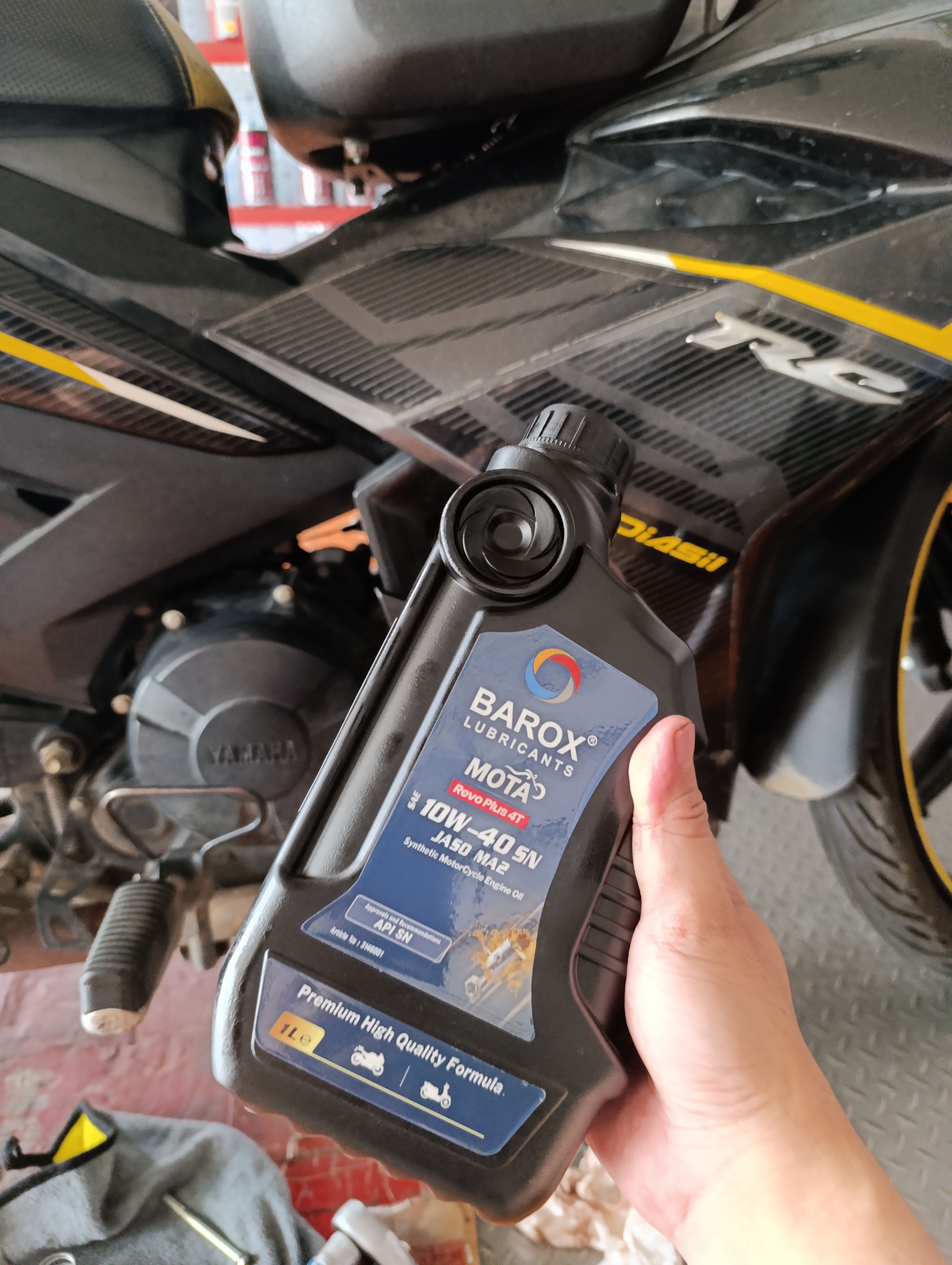 Nhớt Barox Mota 10W40 Full Tổng Hợp 1 lít