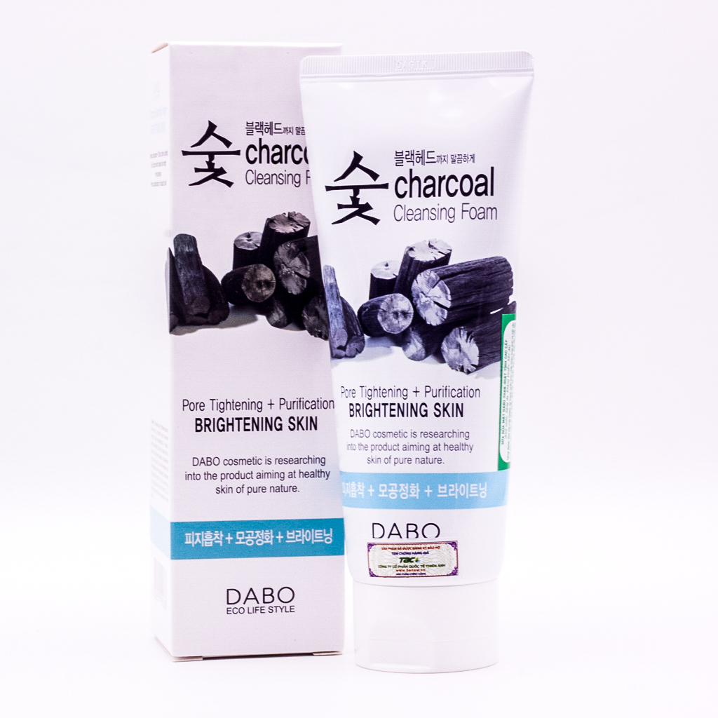 Sữa rửa mặt cho da dầu Dabo Charcoal Cleansing Foam - Than hoạt tính 150ml