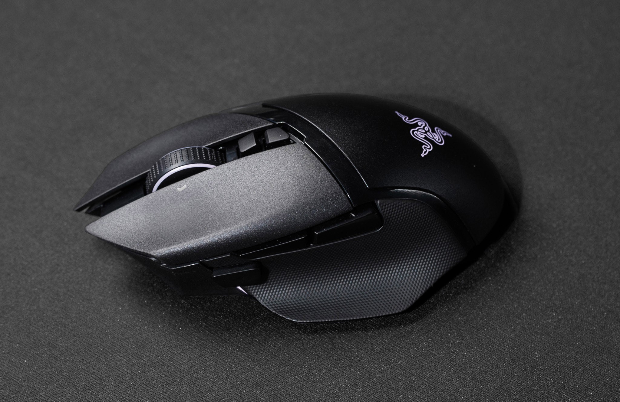 Chuột không dây Razer Basilisk V3 Pro-Ergonomic Wireless Gaming Mouse_Mới, hàng chính hãng