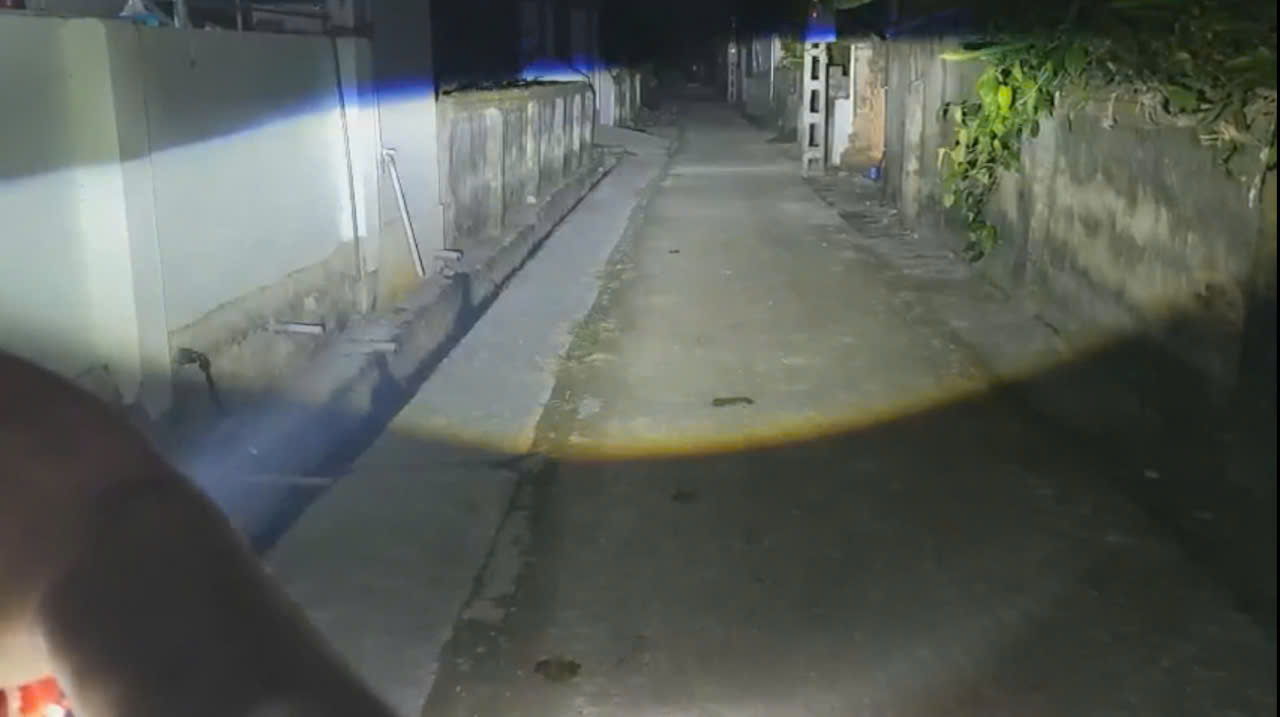 [Mới Nhất] Đèn Trợ Sáng V9 Bi Cầu 12V-80V – Lắp Ô Tô &amp; Xe Máy : Siêu Sáng, Cắt Sáng Chuẩn, Chống Chói