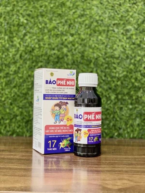 Siro ho Bảo Phế Nhi Tất Thành Pharma dùng cho trẻ hắt hơi, sổ mũi