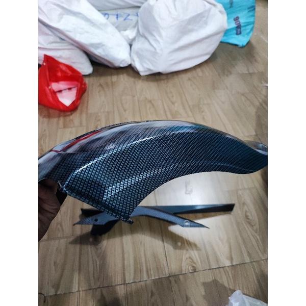 Bộ dè carte chắn bùn sau lắp đặt cho winner X