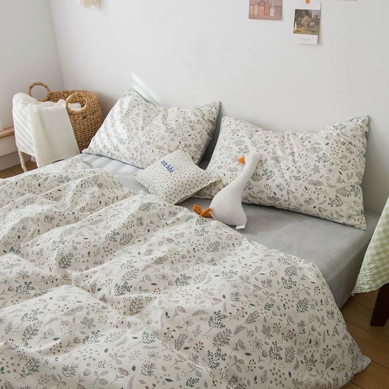 Bộ Chăn Ga Gối Cotton Living 100%Cotton Hàng Nhập Khẩu Cao Cấp 4 Món Hoa Dây Trắng Vintage