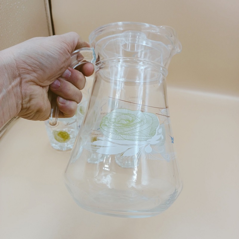 BỘ BÌNH 1300 ML TẶNG KÈM 6 CỐC CAO UỐNG NƯỚC CAO CẤP