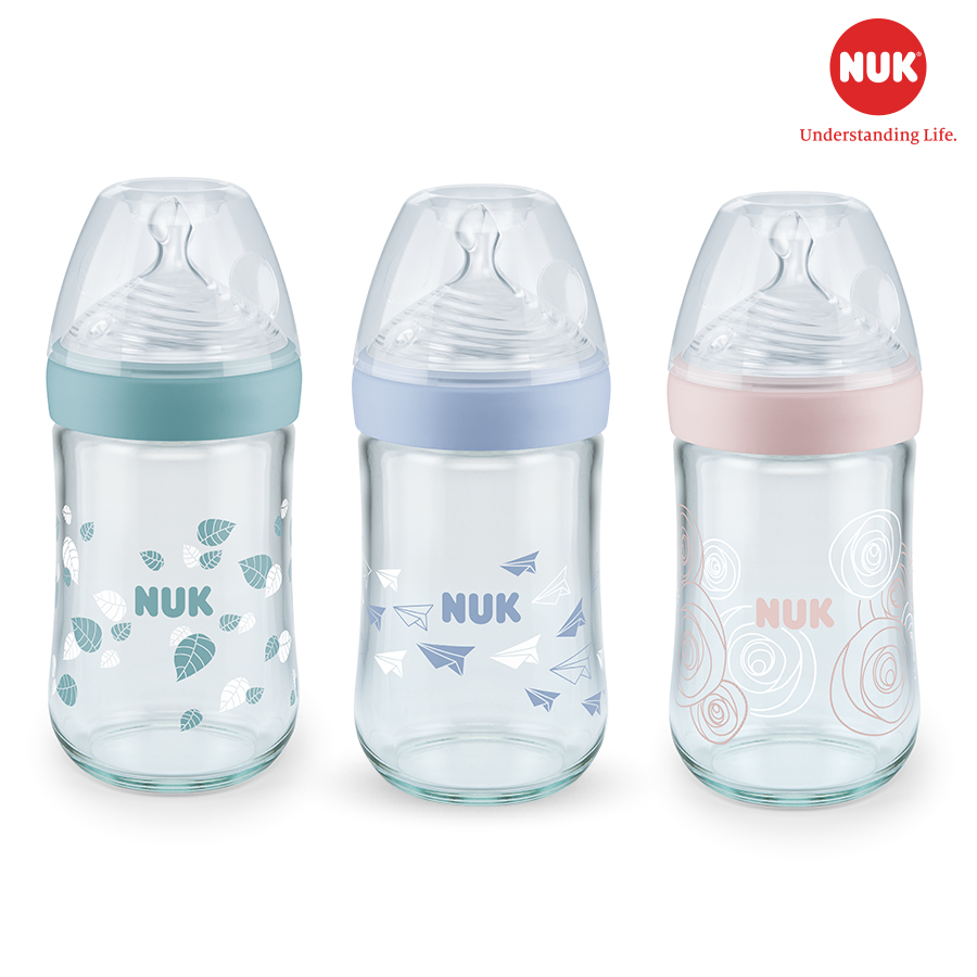 Bình Sữa Thủy Tinh 240ml Nature Sense Núm Ti Silicone S1 Nuk NU21498 (Size M) - Màu Ngẫu Nhiên