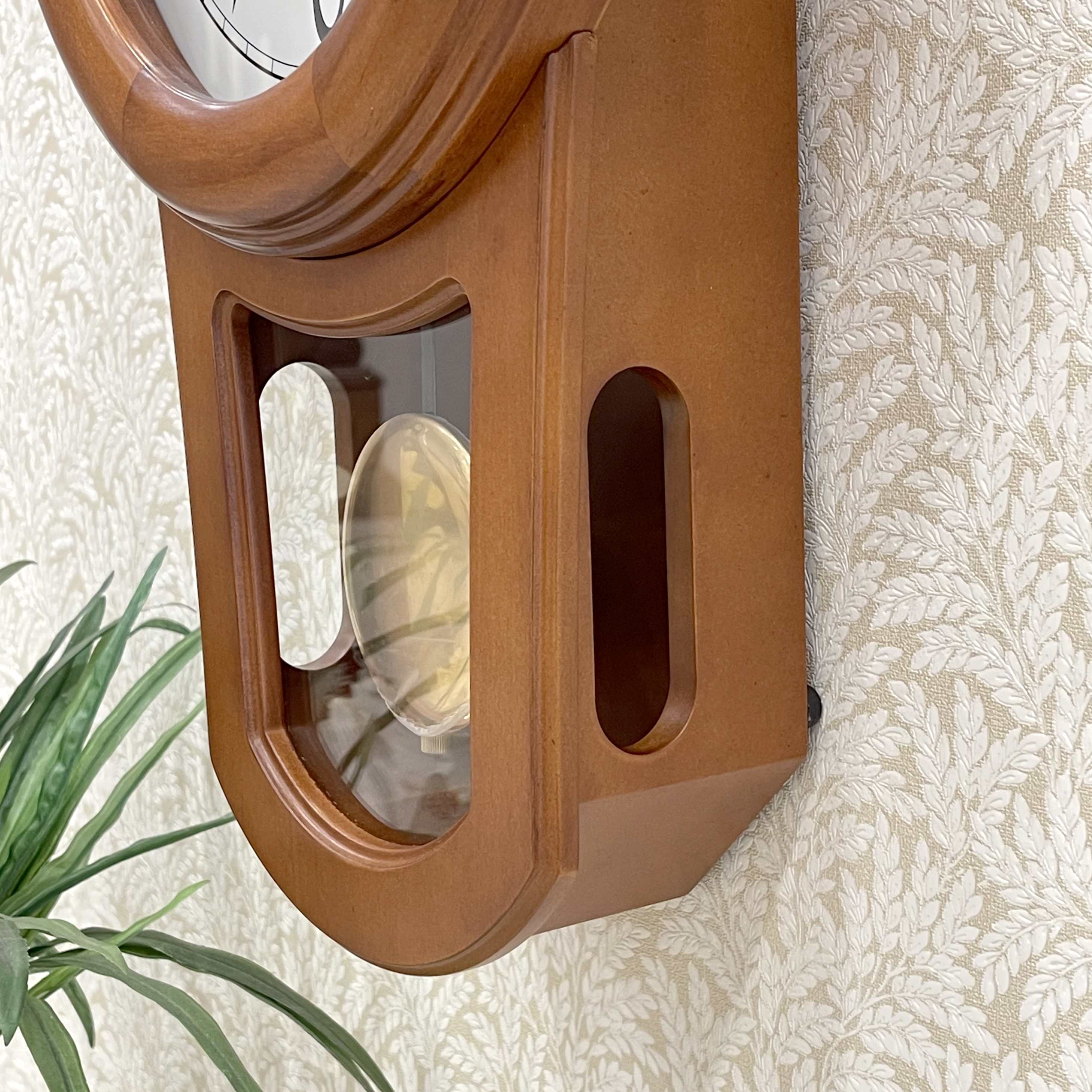 Đồng hồ treo tường RHYTHM SIP Wall Clocks CMJ576NR06 , Vỏ màu Nâu