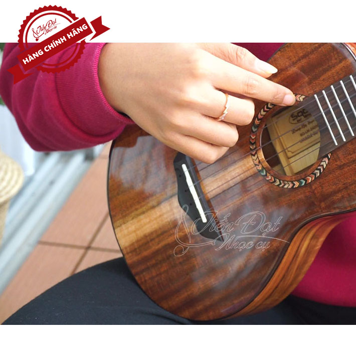 Đàn Ukulele Concert SQOE SQ UK-2420C, Gỗ KOA Nguyên Tấm Cao Cấp, Kèm Quà Tặng - Hàng Chính Hãng