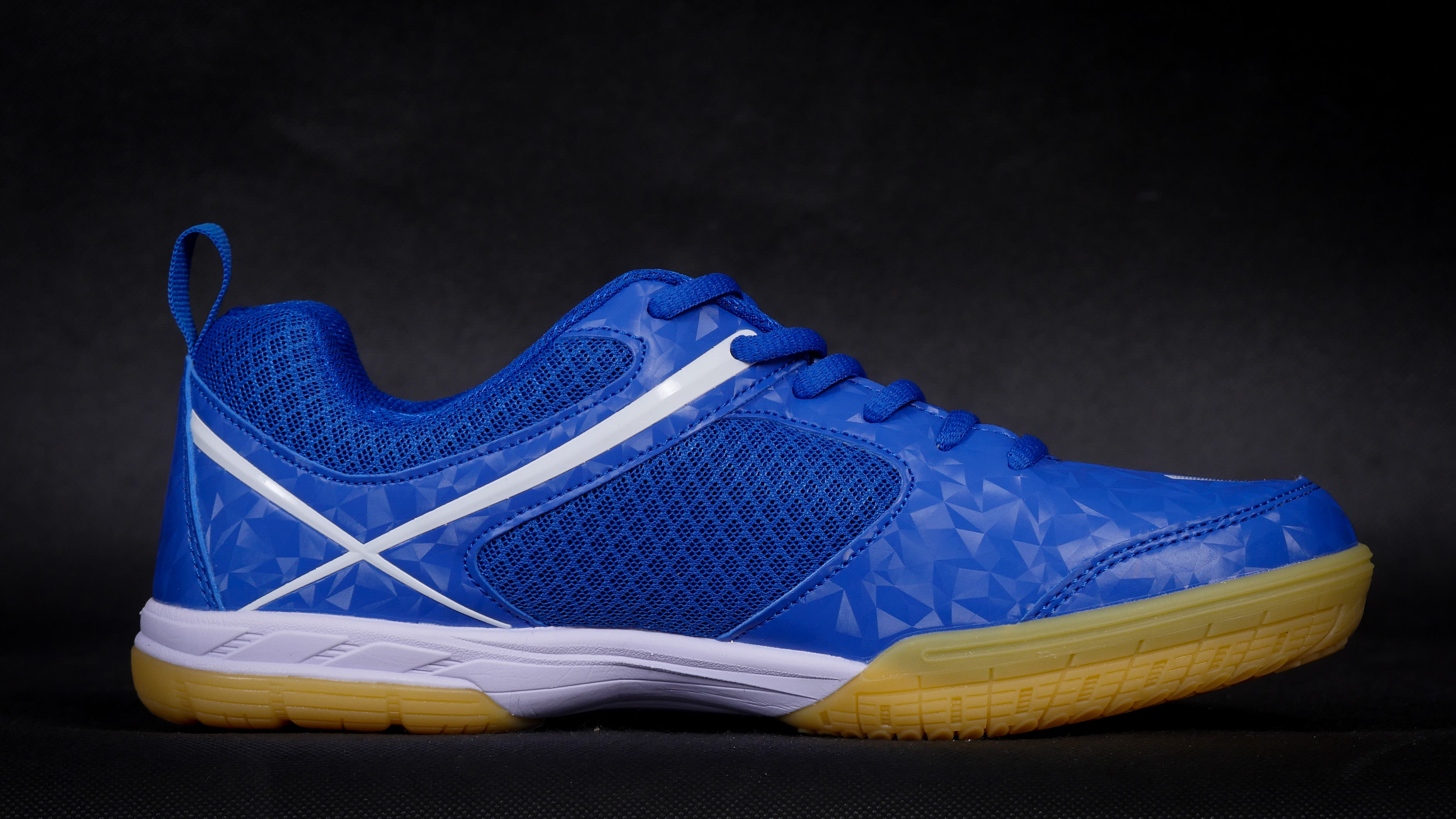 Giày Bóng Bàn Cao Cấp - Cực Bám, Êm, Bền, Cực Kì Chắc Chắn