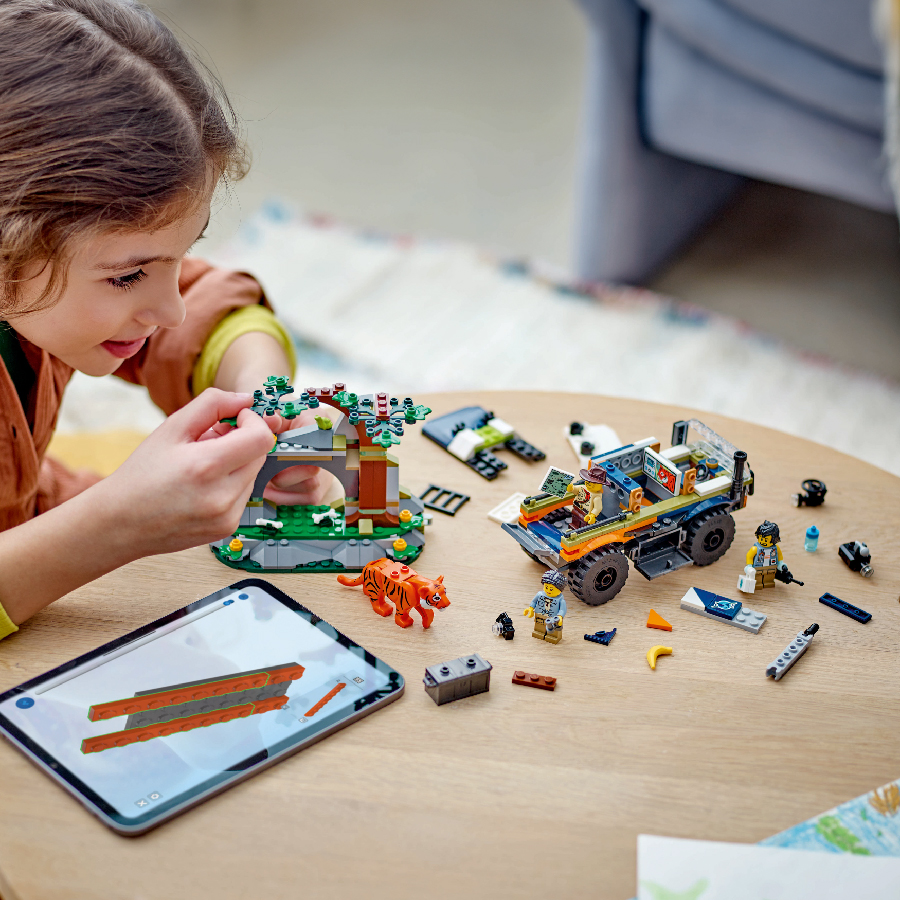 Đồ Chơi Lắp Ráp Xe Địa Hình Cứu Hộ Động Vật LEGO CITY 60426 (314 chi tiết)