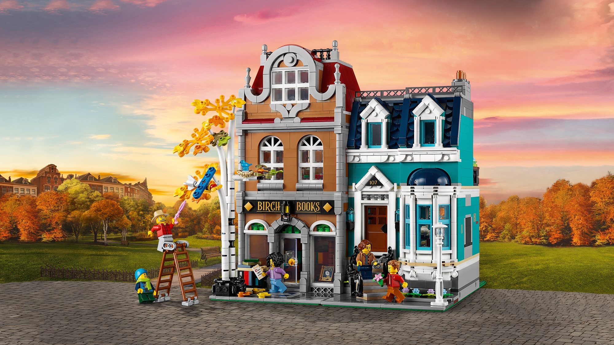 LEGO CREATOR 10270 Tiệm Sách (2504 chi tiết)