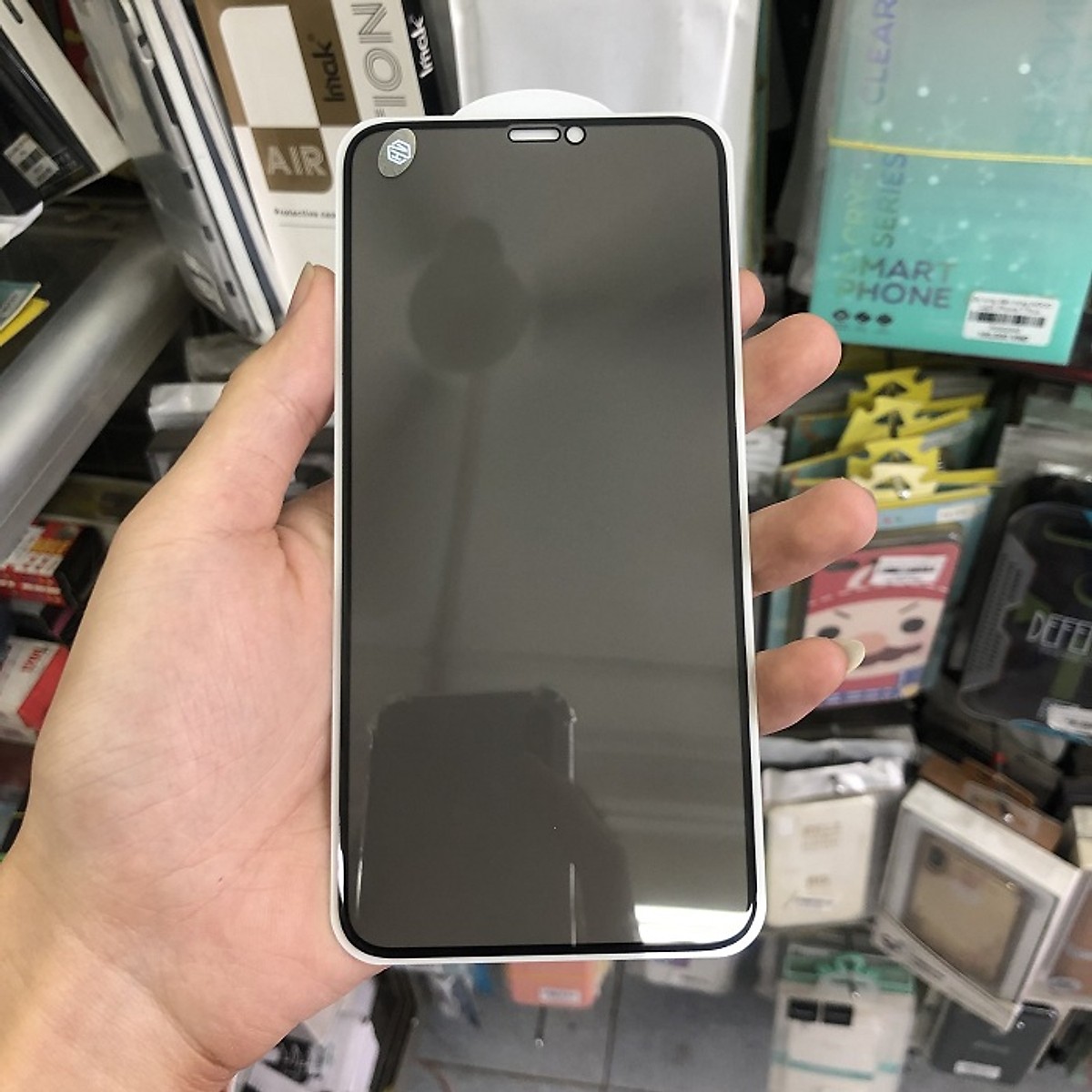 Tấm dán cường lực full màn hình chống nhìn trộm dành cho iPhone 11 Pro Max